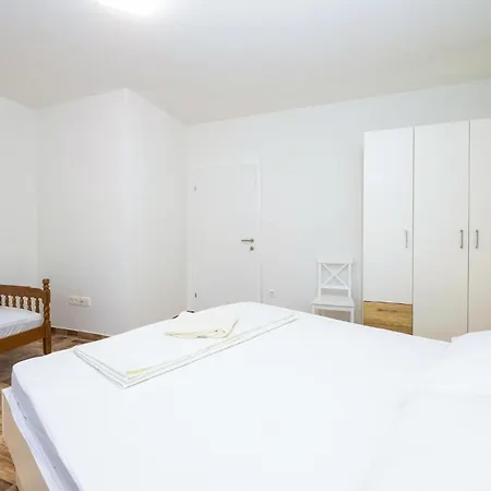 1 Bedroom In Apartman