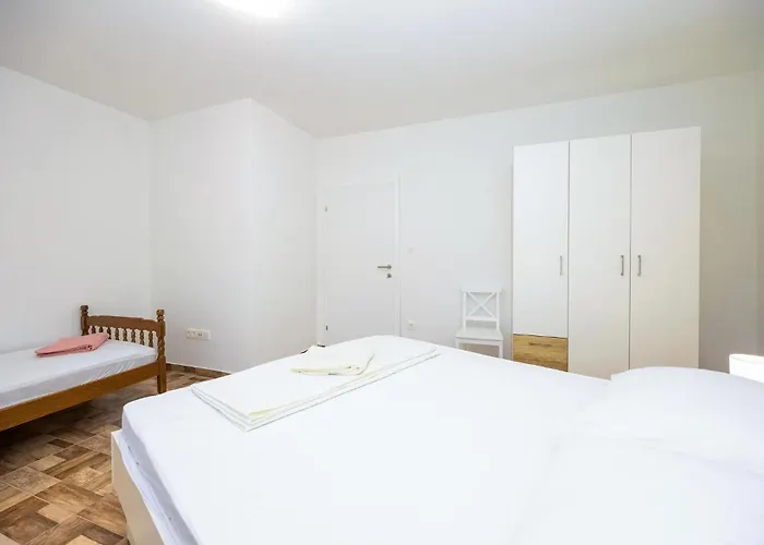 1 Bedroom In Appartement